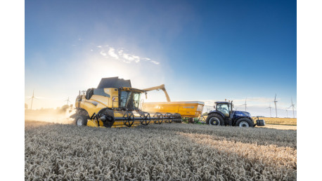 New Holland CX8