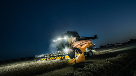 New Holland CX8