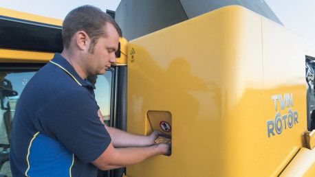 New Holland CR Revelation