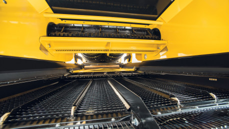 New Holland CR Revelation