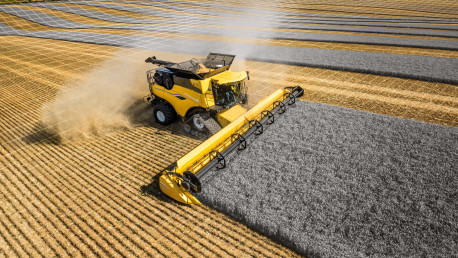 New Holland CR Revelation