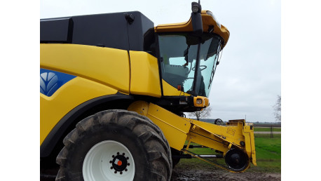 New Holland CX 8060