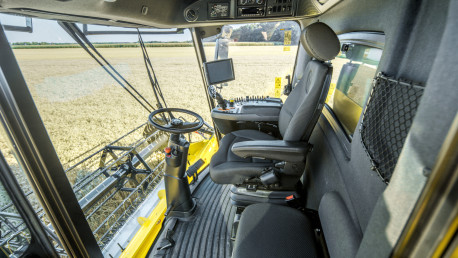 New Holland CX5 ir CX6 