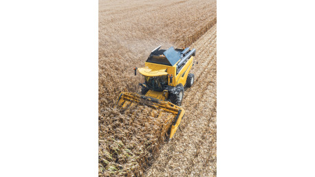 New Holland CX5 ir CX6 