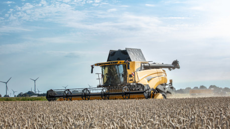 New Holland CX5 ir CX6 